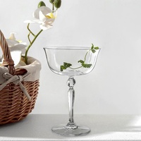 Verre à pied haut en cristal soufflé à la main, style luxe léger européen, transparent, pour hôtels et bars