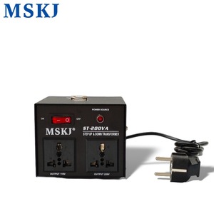 電源変圧器110V/220V電源変圧器200Wヘビーデューティステップアップダウン回路ブレーカープロテクション付き - Product Image 1