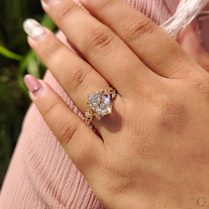Bague intemporelle en diamant de laboratoire avec centre rond, design élégant, bijoux de mode nuptiale moderne d'Inde - Product Image 2