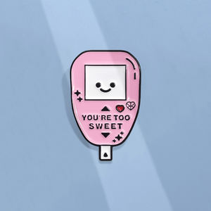 Du bist zu süß Emaille-Anstecknadel Krankenschwester-Reversnadel Schulranzen-Accessoire Taschenschmuck Geschenk für Arzt Krankenschwester Freund - Product Image 2