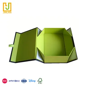 กล่องแม่เหล็กพับได้สำหรับชุดแต่งงานกล่องของขวัญกระดาษแข็งแข็งขนาดใหญ่ดีไซน์แบบกำหนดเอง