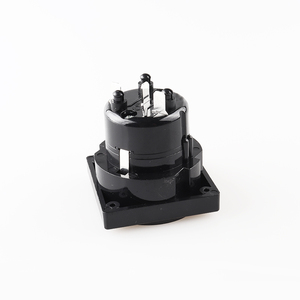 LZ-F-T4 <span class=keywords><strong>Corée</strong></span> Prise 3P Extension industrielle Prise murale 16A Courant nominal Compatible AC pour US EU UK AU Afrique <span class=keywords><strong>du</strong></span> <span class=keywords><strong>Sud</strong></span> Coréen - Product Image 4