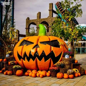 Scultura di <span class=keywords><strong>Casa</strong></span> di Zucca in Resina Personalizzata per Halloween, Statua di Zucca in Fibra di Vetro per Decorazione Giardino, Eventi e Feste all'Aperto - Product Image 5