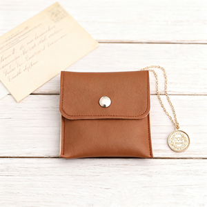 Sacs cadeaux en cuir PU personnalisés avec logo, pochettes d'emballage pour bijoux de luxe, vente en gros - Product Image 4