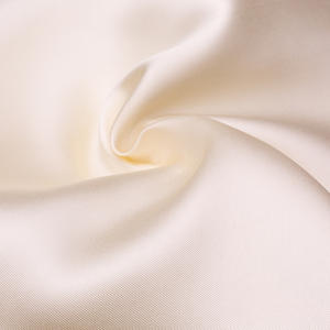 Prix d'Usine Tissu <span class=keywords><strong>Satin</strong></span> Mikado <span class=keywords><strong>Soie</strong></span> Brillant 100 % Polyester Épais 195 GSM, Tissage Sergé pour Robes <span class=keywords><strong>de</strong></span> Mariée et Rideaux - Product Image 4