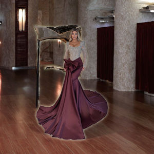 Kişiye Özel 2025 Bordo Saten Şeker Rengi Denizkızı Model Yerlere Kadar Uzun Parti Balo Elbisesi Kare Yaka Uzun Kollu Düğün Nişan - Product Image 3