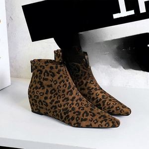 Chaussures bohèmes hippies, <span class=keywords><strong>bottes</strong></span> en cuir de vachette à motif floral fait main - Product Image 5