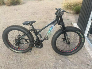 Vélo de montagne sportif avec 21 vitesses et frein à disque pour la conduite sur neige - Product Image 2
