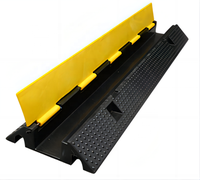 Pare-chute de vitesse routier robuste en caoutchouc recyclé noir et jaune, 1 ou 2 canaux