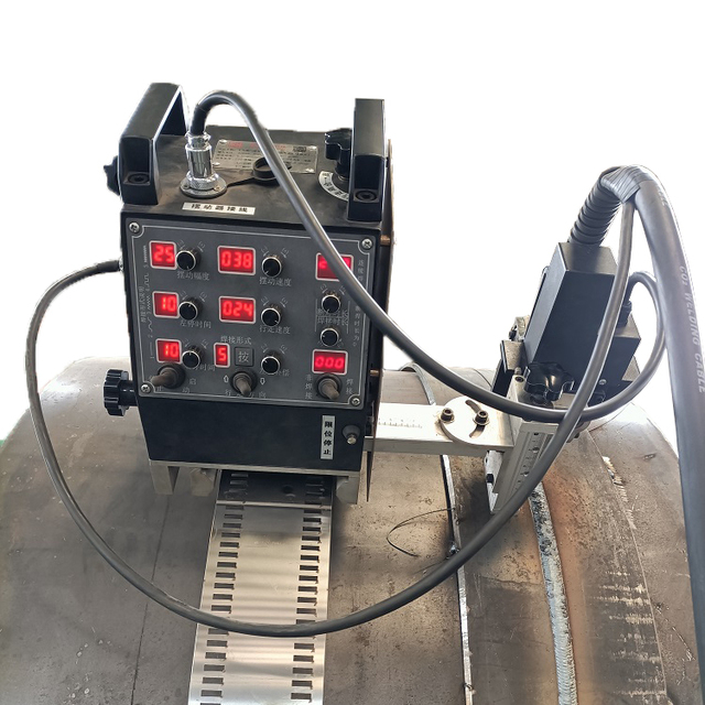 Hot-selling Customized Small Portable Automatic Welding Machine with Flexible Rail