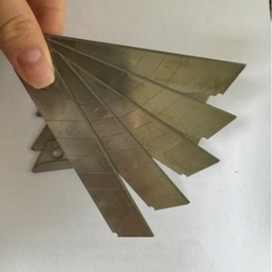 Double Swallow Utility Knife Blade 18mm 0.6mm Thick Carbon Steel Replacement For Paper Wall Covering Cutting - Product Image 4