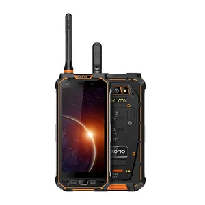 LTE IP68 Tahan Air DMR Rugged Smartphone Walkie Talkie dengan Ponsel