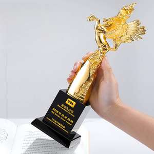 Trophées de l'aigle du cheval en cristal vierge avec logo personnalisé Base en cristal Trophée de l'aigle du cheval en résine et métal doré de luxe - Product Image 4