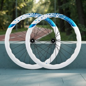 Jeu de roues de vélo de <span class=keywords><strong>route</strong></span> en alliage avec frein V et pneus clincher jusqu'à 20 mm de profondeur, jantes de vélo de <span class=keywords><strong>route</strong></span> 700c - Product Image 1