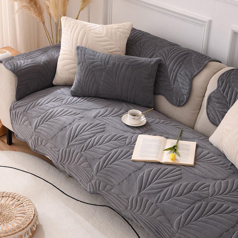 ใบไม้สีทอง - สีเทาเข้ม