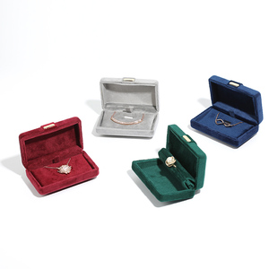 WEIMEI Custom Luxury High End Velvet Jewelry Packaging Wholesale <b>Earring</b> Jewelry Packaging Octagonal Velvet Ring <b>Box</b> - Product Image 5