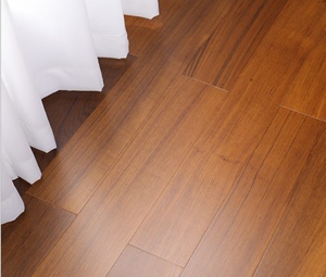 Parquet Stratifié Moderne en Bois d'Acajou/KUKU d'Asie, Matériau en Bouleau, Installation Facile par Clic, Idéal pour Salon Intérieur - Product Image 3