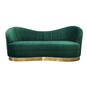 L'hôtel <span class=keywords><strong>Villa</strong></span> Contacter Dos Plissé <span class=keywords><strong>Vert</strong></span> Forêt Salon Canapé 3-Seater Tissu Velours Canapé avec Base Dorée - Product Image 2