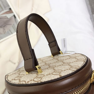 Bolso de Mano Redondo de PU de Alta Gama, Moderno y Suave, con Cierre de Cremallera, Forro de Poliéster, para Todas las Temporadas - Product Image 4