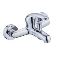 Robinet de douche mural moderne en chrome poli de haute qualité, durable, à poignée unique, avec double jet de pluie en céramique