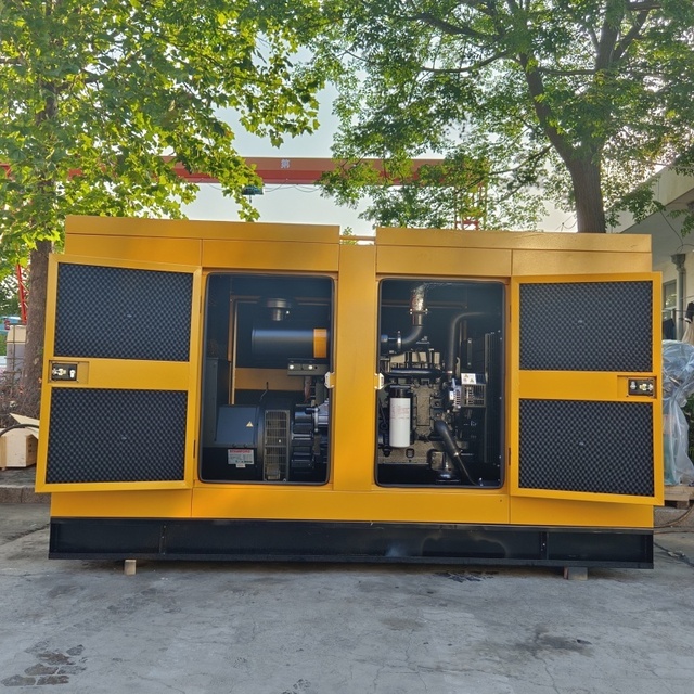 Open Silent 200kVA 150KW Soundproof Silent Diesel Generator Set for Hotel or Supermarket