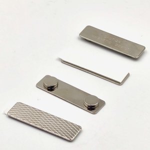 Badge Magnetico per Nome di Alta Qualità in Vendita, Porta Tesserino Magnetico - Product Image 2