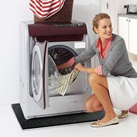Tapis en caoutchouc antidérapant anti-vibration de qualité supérieure 60x60 cm coupé à la taille pour machines à laver sécheuses vente par correspondance emballage