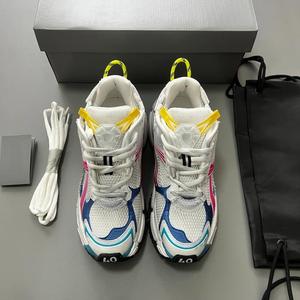 Chaussures de sport de luxe de créateur de haute qualité 2026, tendance pour hommes et femmes, confortables pour l'extérieur et décontractées, vente en gros - Product Image 1