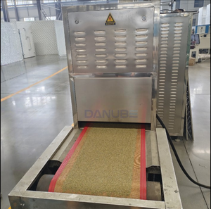 Machine de séchage et de stérilisation par micro-ondes en tunnel continu, type convoyeur, pour céréales, épices et matières premières - Product Image 1