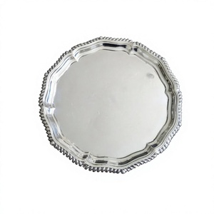 Plato de Presentación Plateado con Acabado Espejo y Diseño de Borde, Platos y Vajilla Metálicos de Tamaño Personalizado, Suministros para Restaurantes - Product Image 1
