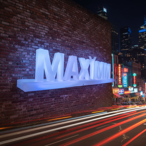 <span class=keywords><strong>Lettres</strong></span> gonflables personnalisables en tissu Oxford résistant à l'eau avec éclairage LED pour la décoration d'événements de mariage en intérieur et la publicité - Product Image 1