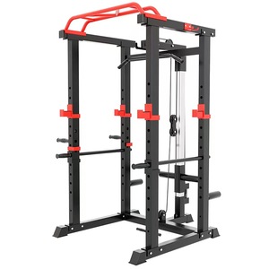 Máquina de <span class=keywords><strong>gimnasio</strong></span> en <span class=keywords><strong>casa</strong></span> con rack para sentadillas, equipo multifuncional de acero con estructura de gantry para press de banca, tríceps y entrenamiento de brazos - Product Image 3