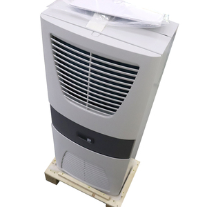 Armoire de commande Rittal pour ventilateur, modèles SK3120.200 et SK3305.540, avec serrure, pour climatiseur Rittal - Product Image 1
