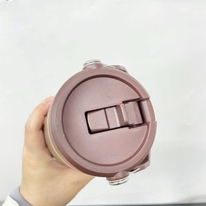 Bouteille d'eau en acier inoxydable de 30 oz avec couvercle à clapet et paille, plaquée or miroir sous revêtement en poudre chocolatée, pour gravure laser - Product Image 4