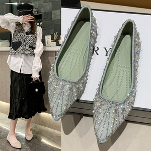 <span class=keywords><strong>Ballerine</strong></span> da Donna alla Moda con Cinturino Singolo, Versatili, <span class=keywords><strong>a</strong></span> <span class=keywords><strong>Punta</strong></span>, con Perle e Dettagli Traforati - Product Image 1