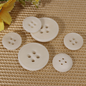 Custom Logo Eco-friendly 4-hole Corozo Down Shirt Sewing <strong>Button</strong> for Suit Blouse - Product Image 4