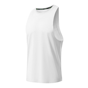 Gilet personnalisé pour hommes, débardeur athlétique sans manches, haut de performance à séchage rapide, gilet d'entraînement, gilet de sport anti-humidité pour l'été - Product Image 2