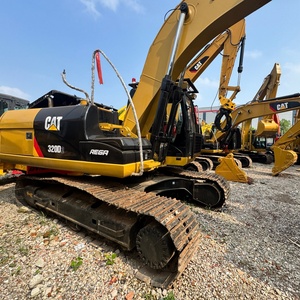 รถขุดตีนตะขาบ Caterpillar 320D2 มือสอง คุณภาพสูง สภาพเกือบใหม่ ประหยัดน้ำมัน และทรงพลัง ขนาด 20 ตัน เหมาะสำหรับงานก่อสร้าง - Product Image 1