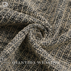 Tessuto Jacquard Computerizzato W1064 Beige-Nero Elasticizzato in Misto Poliestere/Rayon/Spandex di Peso Medio per Giacche da Ragazzi e Ragazze - Product Image 2