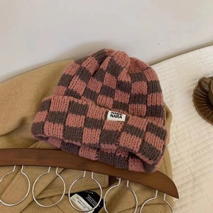 Gorros tejidos con logotipo personalizado, gorros cálidos de invierno a la moda con Jacquard, bordado y Etiquetas tejidas, diseños personalizables - Product Image 2