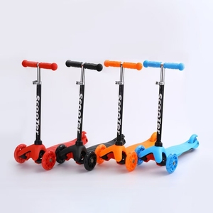 Durable usando precio bajo niños bicicleta Scooter acero chico Scooter <span class=keywords><strong>6</strong></span> <span class=keywords><strong>años</strong></span> 3 Pu Flash ruedas para niños - Product Image 2