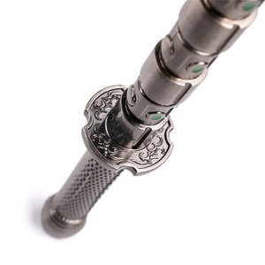 Réplica de Arma de Cosplay de <span class=keywords><strong>Black</strong></span> <span class=keywords><strong>Widow</strong></span> de <span class=keywords><strong>Marvel</strong></span>, Bastones Gemelos de Metal para Coleccionistas - Product Image 4