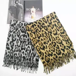 Designer Fashion Leopard Pattern Winter Knitted Scarf For Women