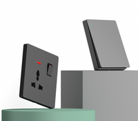 Nouveau design Interrupteur mural de luxe Panneau en verre trempé noir Prises murales britanniques 1Gang 2Gang 3Gang 4Gang Prise USB