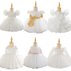 FSMKTZ Nuevo Modelo <span class=keywords><strong>Vestido</strong></span> <span class=keywords><strong>Blanco</strong></span> Bordado para Niña Recién Nacida Bautizo Primera Comunión Cumpleaños Traje Formal <span class=keywords><strong>de</strong></span> Boda para Bebé - Product Image 1