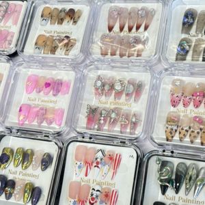 <span class=keywords><strong>Uñas</strong></span> Postizas Hechas a Mano, Estilo Aleatorio 2025, 10 Piezas, <span class=keywords><strong>Uñas</strong></span> Artificiales al por Mayor, <span class=keywords><strong>Uñas</strong></span> a Presión, Nueva Moda, Alta Calidad - Product Image 4