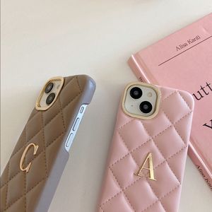 Étui en cuir PU personnalisé avec <span class=keywords><strong>initiales</strong></span> en métal pour <span class=keywords><strong>iPhone</strong></span> 15 14 13 pro max Étui portefeuille Porte-cartes - Product Image 5