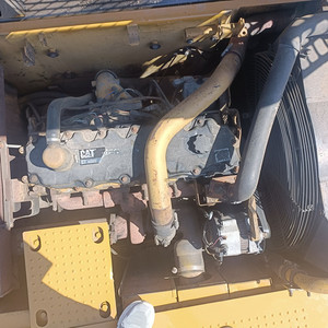 รถขุด CAT325D ขนาด 25 ตัน พร้อมบุ้งกี๋ขุดขนาด 1.25 ลูกบาศก์เมตร รถขุดตีนตะขาบ CAT325D มือสอง - Product Image 6