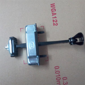 Limiteur de porte Honda 72380-SDC-A01 pour Accord 7ème génération, type d'ouverture 4 portes, matériau fer - Product Image 1