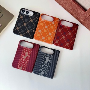 Coque de téléphone magnétique en fibre de carbone mate pour iPhone Duo, compatible avec la charge sans fil, ultra-fine, en PC, antichoc, coque rigide - Product Image 2